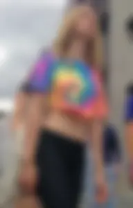 Great festival candid VPL teen in leggings and a top, cute skinny blonde