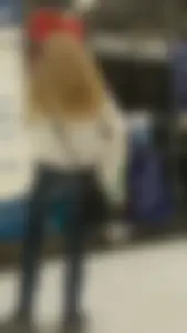Small Ass / Skinny Legs / Tight Jeans