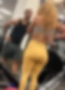 Soft Latina Ass in Yellow Leggings