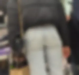 Cute face in jeans