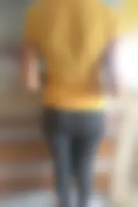 Candid GF's ass in grey leggings creepshots