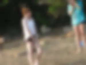Bikini girls