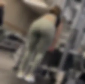 THICK LATINA AT THE GYM