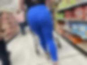 Pawg bend over🫣 *VTL*