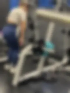 Extremely tight deadlifting in blues