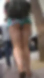 Thick legs in short shorts (NOT OC)