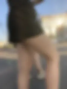 Girls in Skirts on the Street Candid Photos
