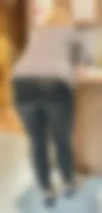 (NOT OC) Blonde Nice Ass in leggings