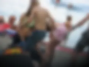 Bikini girls