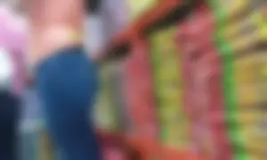 Nice tight teen ass in tight jeans
