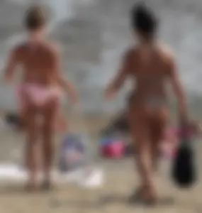 Candid beach and bikini pics