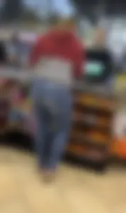2 Milf booties @ 7/11