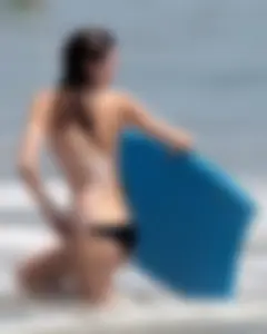 Kendall Jenner paparazzi pictures in bikinis