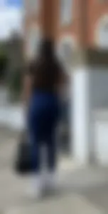 Perfect shape ass on fine gym chick