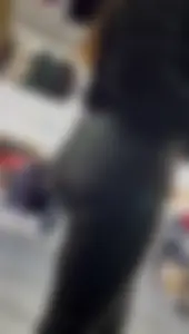 Amazing mexican girl with bubble butt in leather pants