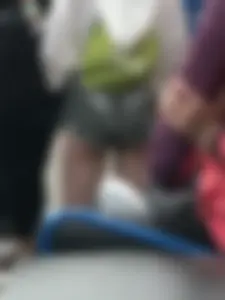Hot Candid Ass in Mini-Shorts on the Street Photos