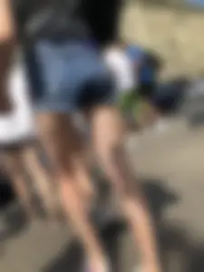 Group of Candid Girls in Mini Shorts With Amazing Legs Crossing a Street Creepshots Gallery