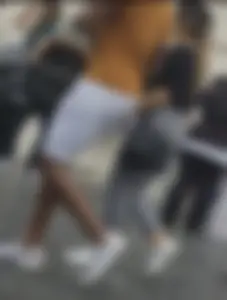 HUGE ASS taking everyone’s attention