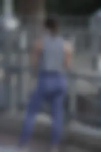 Tight blue leggings on the bridge