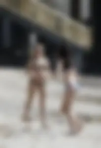 Kendall Jenner paparazzi pictures in bikinis