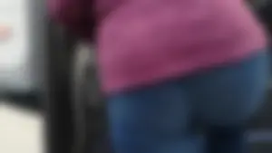 Nice ass up close in tight jeans