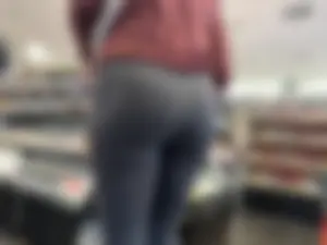 Cute Fit Round Pear Bubble Butt Dirty Blonde