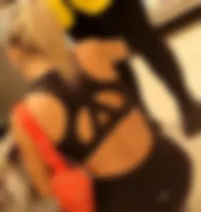 Smokin blonde in yoga pants walmart