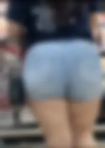 CraZ PHAT ASS LATINA IN TIGHT JEAN SHORTS( first post