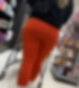 Pawg Blonde Milf in Red Leggins
