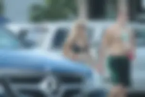 Huge collection of sexy girls out in bikinis in Florida