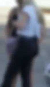 Thick blonde with big booty in Nike leggings showing vtl