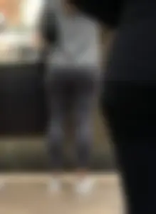 Stunning milf in Grey yoga pants / juicy ass