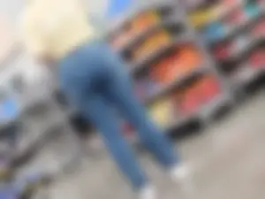 Out In The Wild 15( Latina in jeans with a donk)