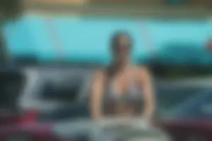 Huge collection of sexy girls out in bikinis in Florida