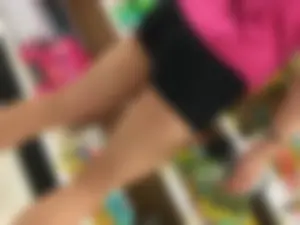 Hot candid girls wearing shorts