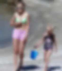 Bikini girls