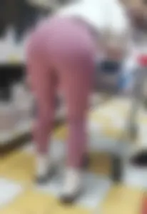 Fit hot ass in pink leggings bended and ready for action