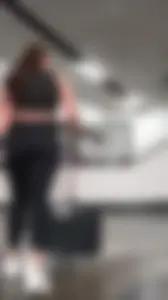 Hermosa mexicana con tremendo culo en Leggings