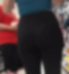 OC. Cute blonde with nice body in tight leggings (VTL)