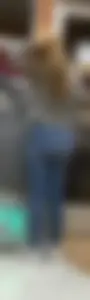 Hot booty in tight blue jeans of a candid girl at the supermarket creepshots