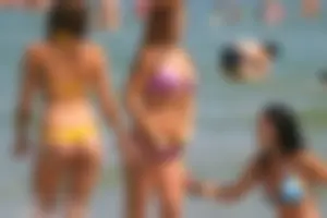 Candid beach and bikini babes