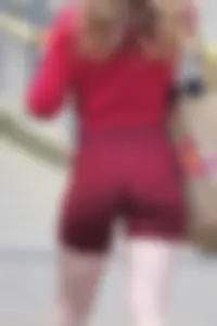 Pretty girl with short shorts wedgie and a great butt & face shots