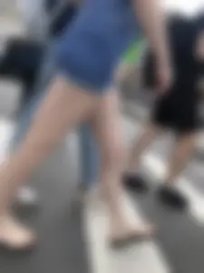 Awesome Booty in Jean Shorts And Sexy Legs, Hot Candid Girl Crossing the Street Creepshots Series
