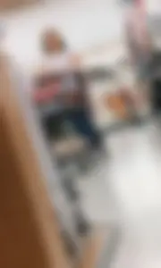 Latina in jeans nice