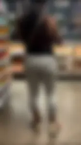 Thick Ebony MILF Ass Sitting Nice In White Tights (upshots, closeups)