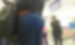 Big booty Latina milf in tight jeans shopping