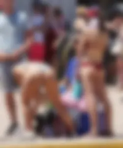 Sexy bikini girls