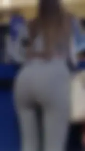 Skinny Teen with Bubble Butt in gray Leggings