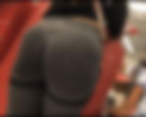 Thick cute Latina