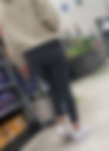 Peachy supermarket teen